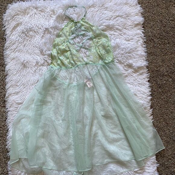 Victoria’s Secret Sheer Nighty Lingerie Women’s Size Medium - Picture 1 of 9